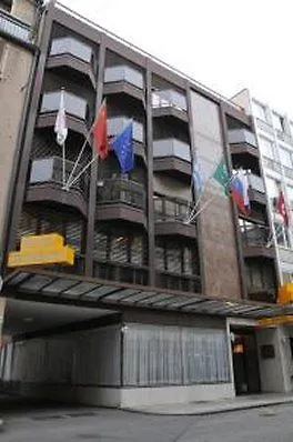 ****  Hotel Churchill Cenevre İsviçre