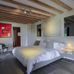 Hotel Chez Maman & Restaurant